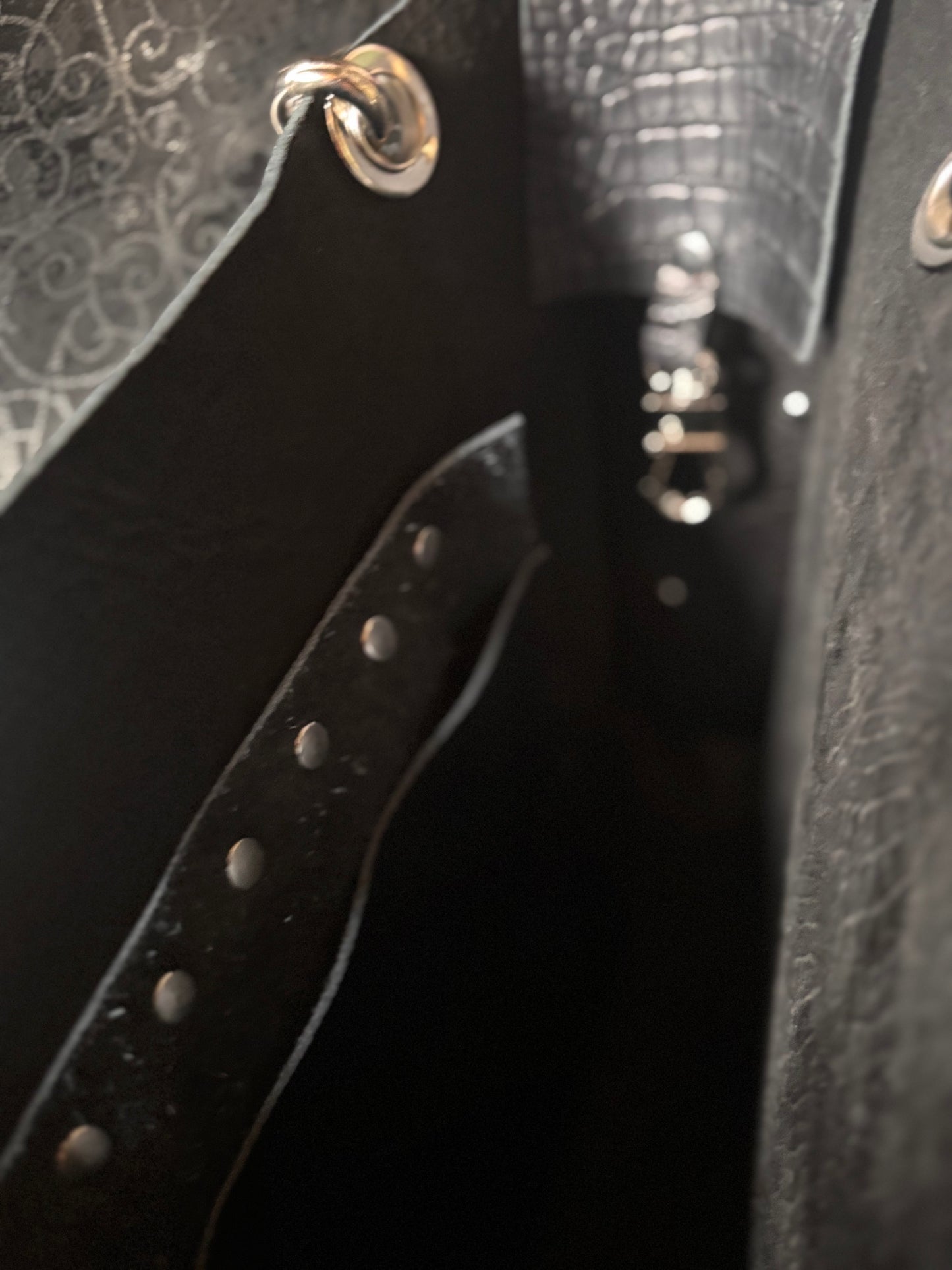 Crocodile Tote with Envelope Zippered Clutch